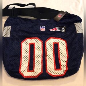 NFL New England Patriots Jersey Purse Tote Football Pro-FAN-ity Official Bag HTF